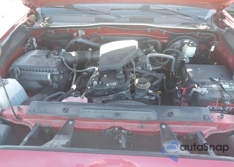 2016 Toyota Tacoma Sr z USA, uszkodzony, nr VIN 5TFAX5GN1GX065553